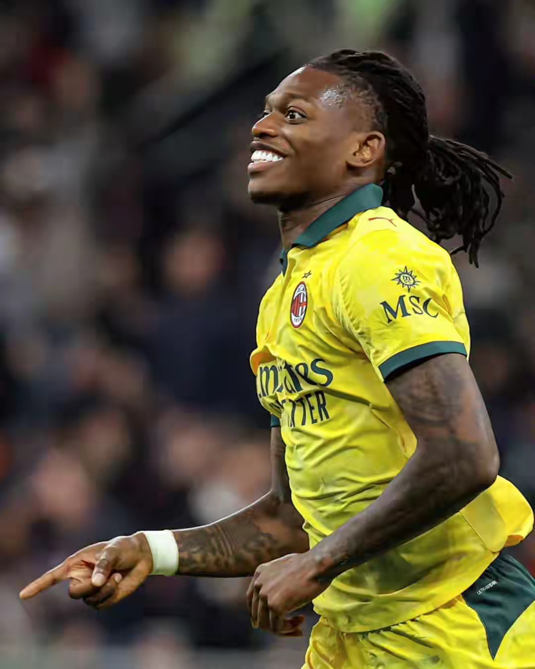 重磅！意甲集结日走向成谜塞维利亚官宣签约备战社区盾，Ming与60激战掘金分钟的简单介绍